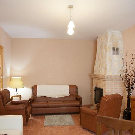 Casa Rural Marchena Navahermosa  Екстериор снимка