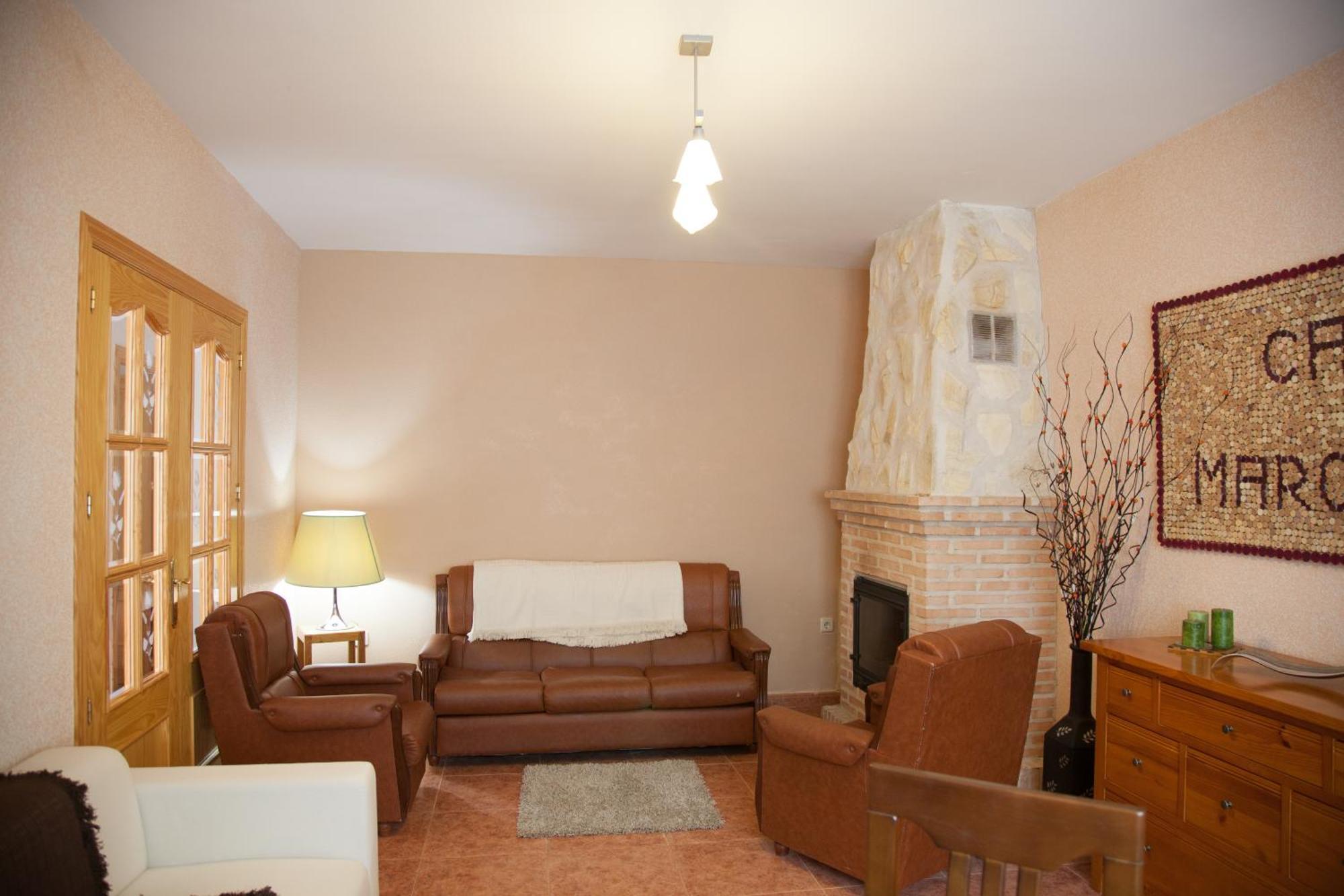 Casa Rural Marchena Navahermosa  Екстериор снимка
